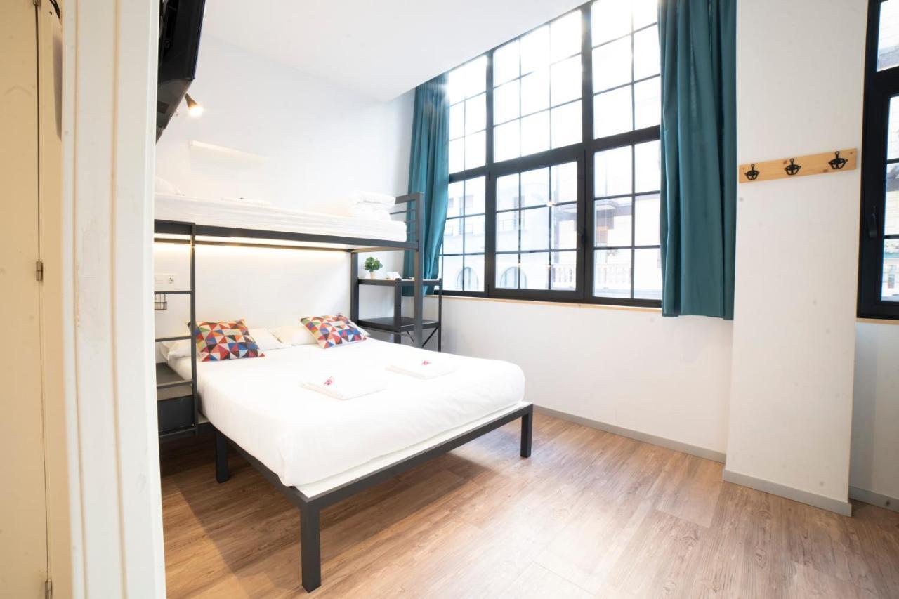 Koba Hostel San Sebastián Exteriör bild